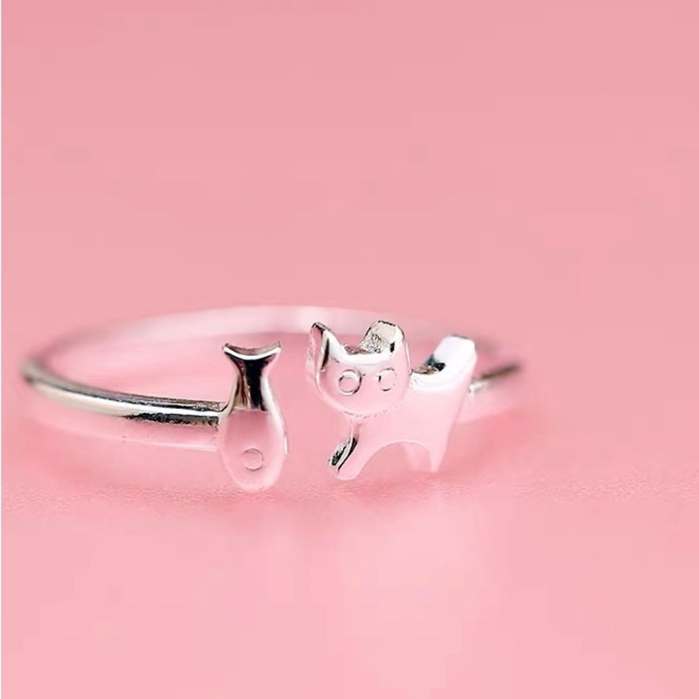 Silver ring(fish and cat)